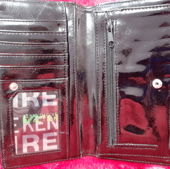 Wallet - Picture 2 of 4